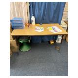 Adjustable table 24 x 48 Contents not included