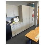 Wall cabinet 113 x 79 x 29 bring help to load
