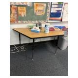 Adjustable table contents not included