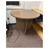 Round table 35 inch diameter