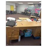 Teachers desk 30 x 60 contents not included,
