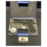 Colt Co 2 Air Pistol W/ Box