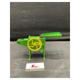 Ertl antique corn Sheller