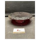 Cape Cod Ruby round cake stand