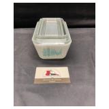 Pyrex White Amish Butterprint refrigerator dish