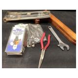 Air filter, tap n die, gun gleaner