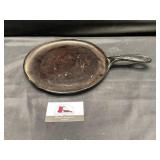 Cast iron skillet