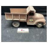 Tonka dump truck