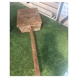 Rustic popcorn popper