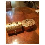 Set a two jewelry boxes