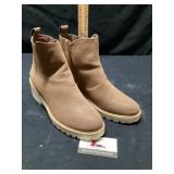 Like new Maurices boots 12 M