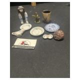 Tourist trinkets