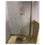 multi-tine pitchfork or hay fork