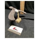 Balancing bald eagle toy