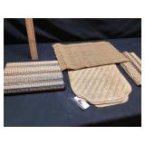 woven placemat holders