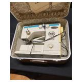 Portable sewing machine Untested
