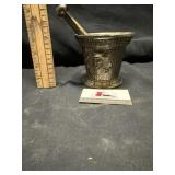 Metal mortar and pestle