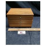 Jewelry box