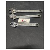 Adjustable wrenches