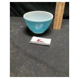 Pyrex mixing bowl