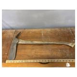 vintage Gifford Wood Co. ice harvesting axe