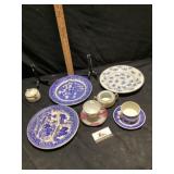 Oriental plates