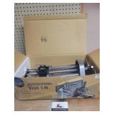 9' woodworking vise