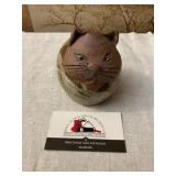 Stoneware cat shaker