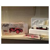 Maytag 1:25 scale model F