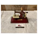 Gateway Jr model vintage sewing machine