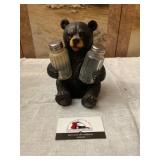 Black bear salt and pepper holder