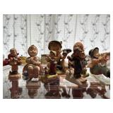Figurines