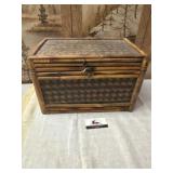 Wicker trunk