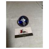Paper weight