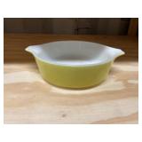 Pyrex 1 pint Cinderella dish