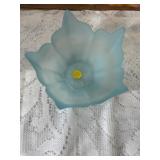 Viking glass flower pedal bowl