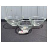 Pyrex Nesting Bowls