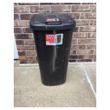 Hefty touch lid trash can