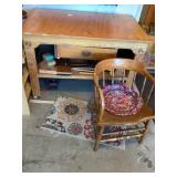Wooden work bench