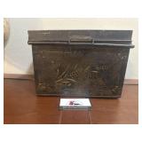 Tin decor box
