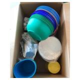 Packer ware bowls & paper/plastic bowls & misc