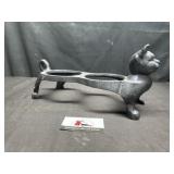 Cast iron cat bowl holder