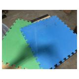 2 foam mats