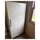 Kenmore upright deep freeze
