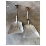 Scoop shovels