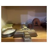 Shelf contents, decor