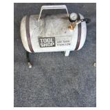 Portable air tank
