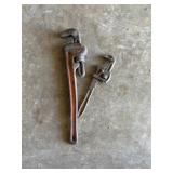 Pipe wrenches