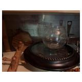 Shelf contents, decor, kitchen items