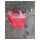 Plastic fuel can